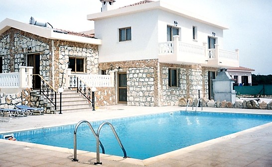 4 Bedrooms House / Villa in Peyia, Paphos