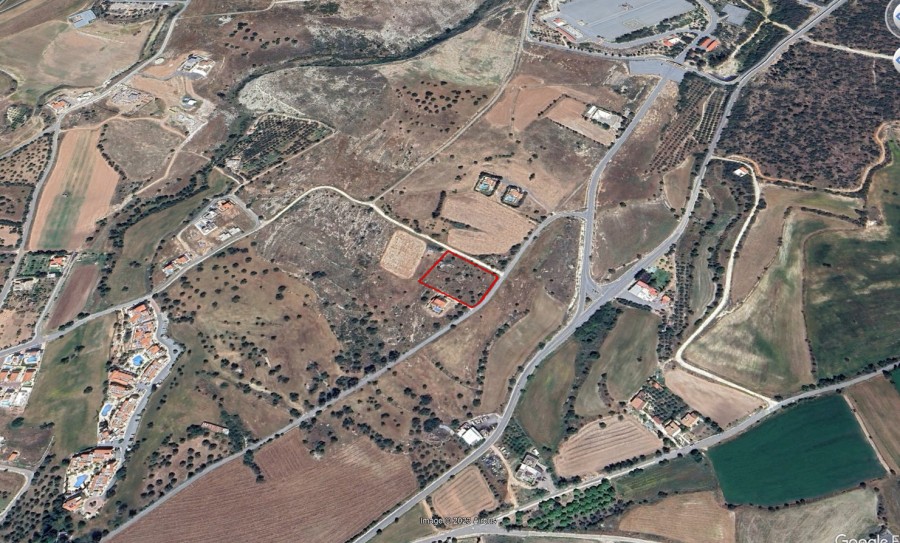 Land in Anarita, Paphos