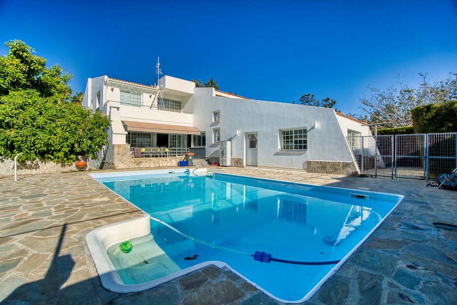 5 Bedrooms House / Villa in Kato Paphos, Paphos