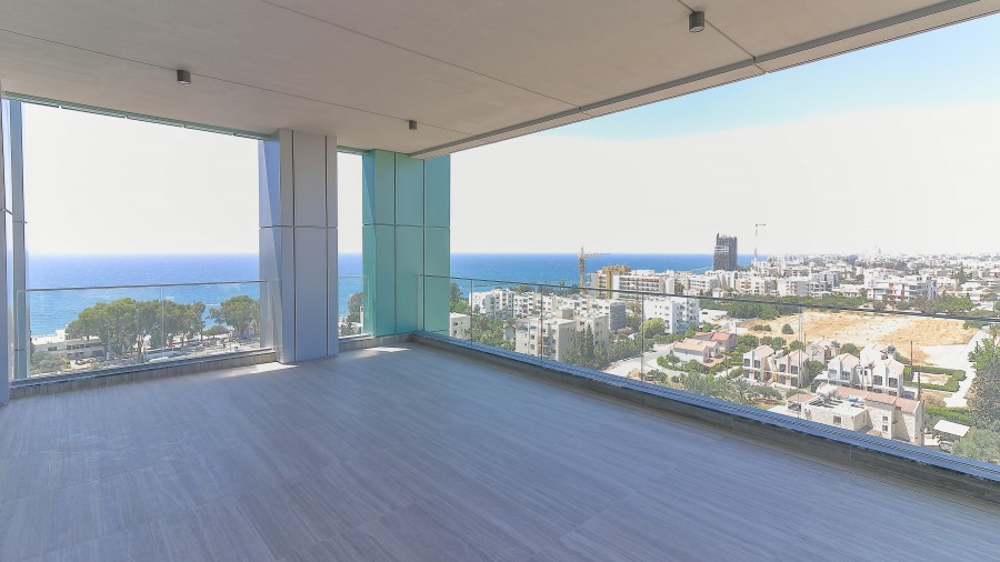 3 Bedrooms Apartment in Potamos Germasogeias, Limassol