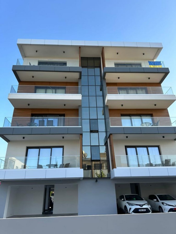 10 + Bedrooms Building in Paphos, Paphos