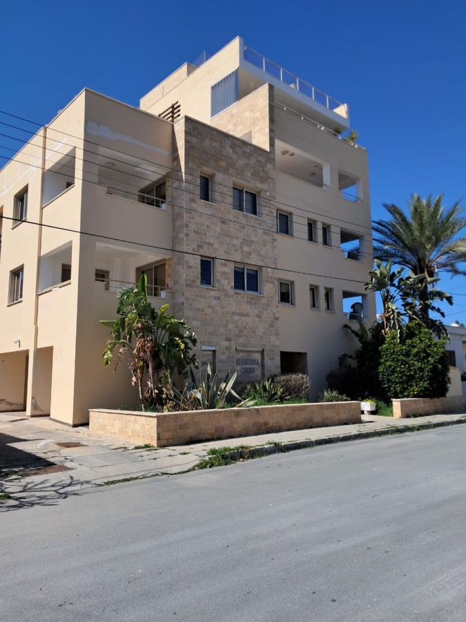 2 Bedrooms Apartment in Agios Nicolaos, Larnaca