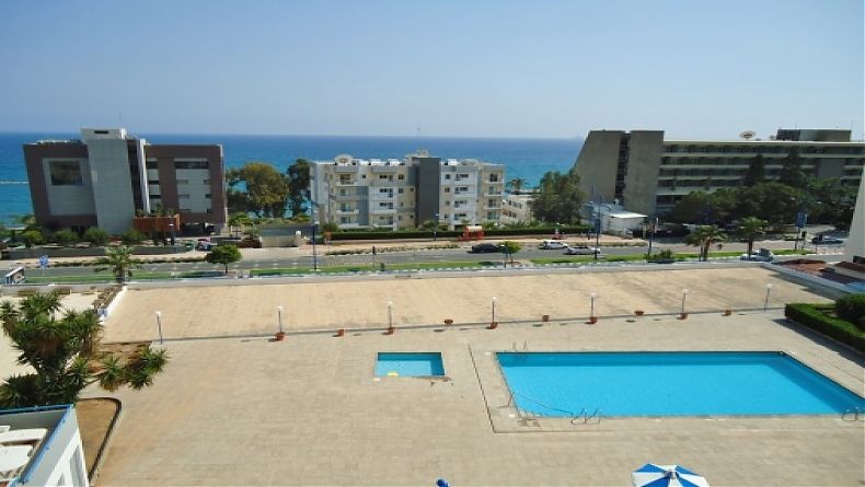 3 Bedrooms Apartment in Agios Tychonas, Limassol