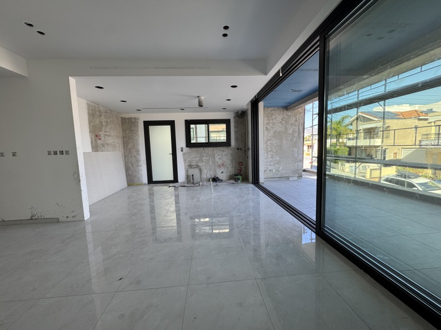 3 Bedrooms Apartment in Mesa Geitonia, Limassol