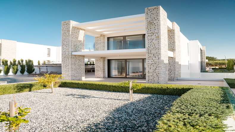 5 Bedrooms House / Villa in Peyia, Paphos