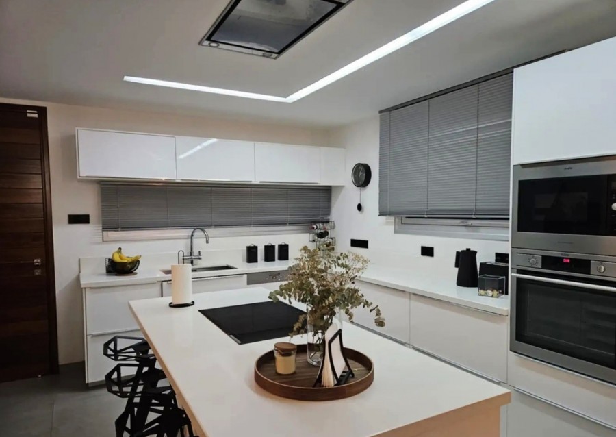 3 Bedrooms House / Villa in Livadia, Larnaca