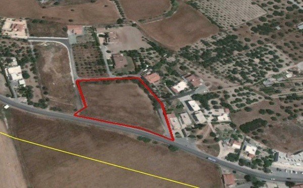 Land in Kolossi, Limassol