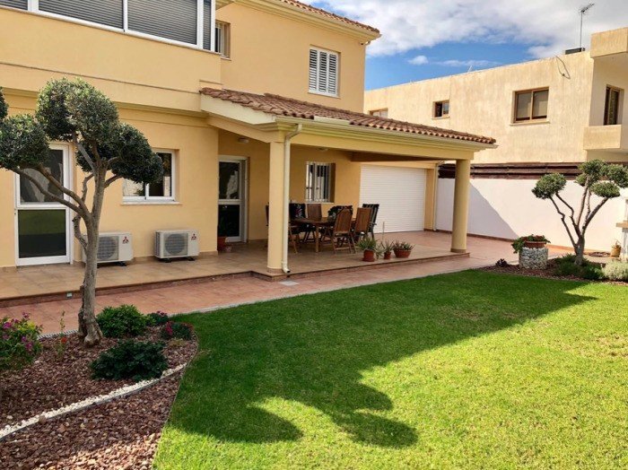 4 Bedrooms House / Villa in Episkopi, Limassol
