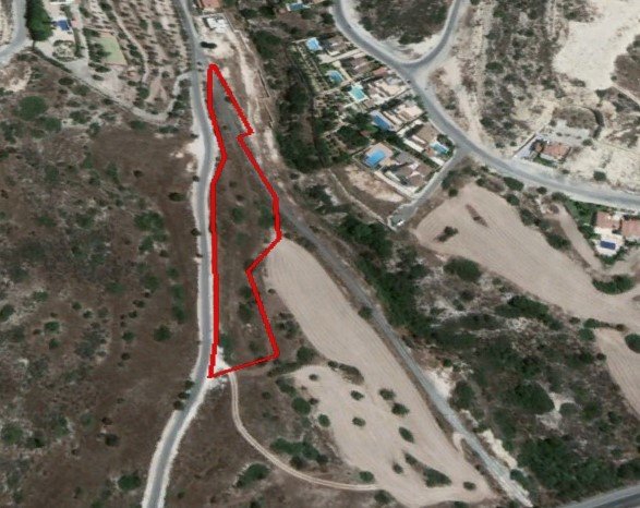 Land in Agios Tychonas, Limassol