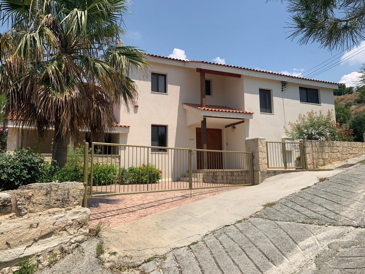 4 Bedrooms House / Villa in Monagri, Limassol
