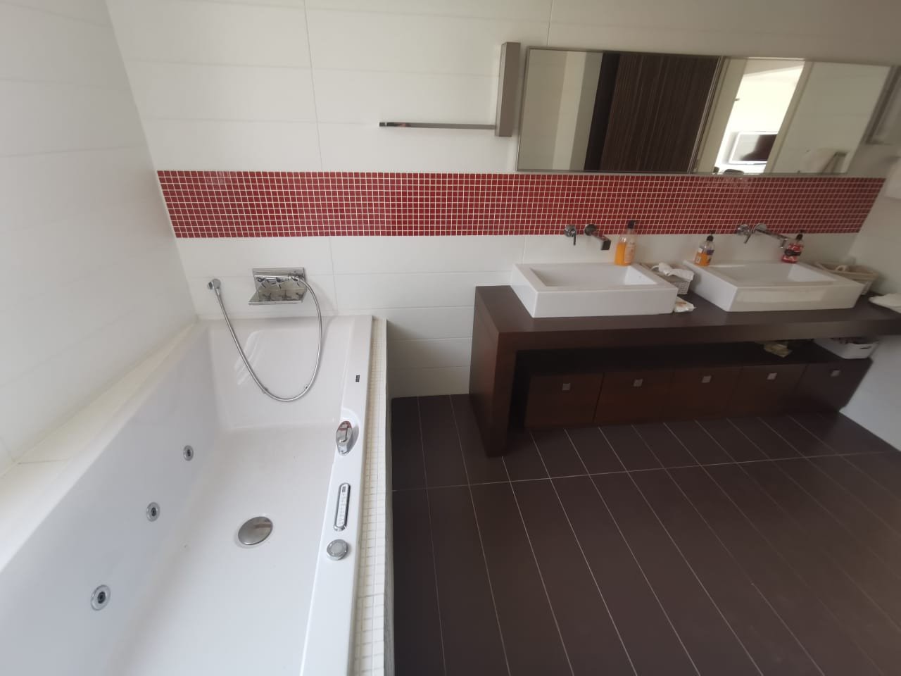 3 Bedrooms Apartment in Aglantzia, Nicosia