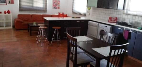 7 Bedrooms House / Villa in Agios Dometios, Nicosia