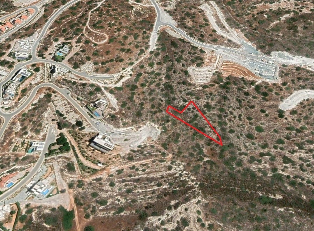 Land in Agios Tychonas, Limassol