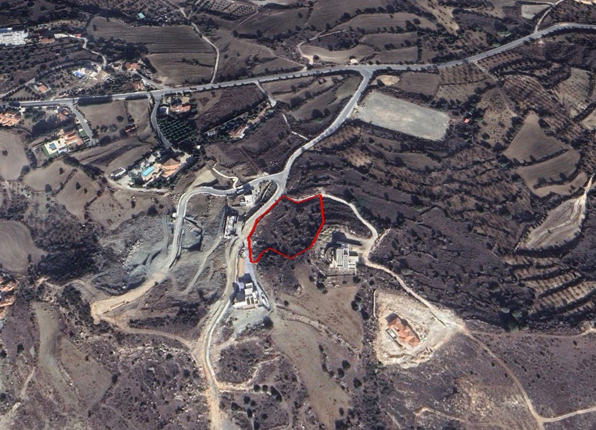 Land in Armou, Paphos