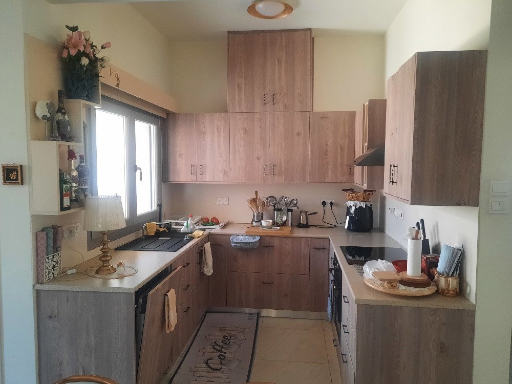 6 Bedrooms House / Villa in Aradippou, Larnaca