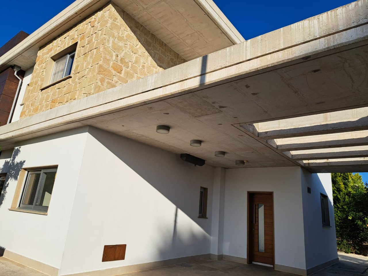 5 Bedrooms House / Villa in Geroskipou, Paphos