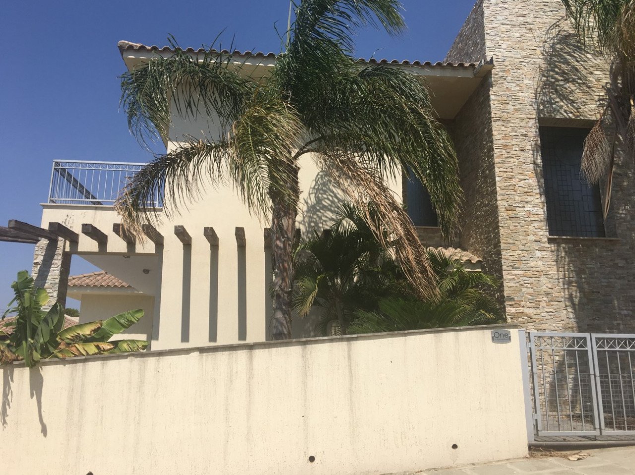 4 Bedrooms House / Villa in Paramali, Limassol