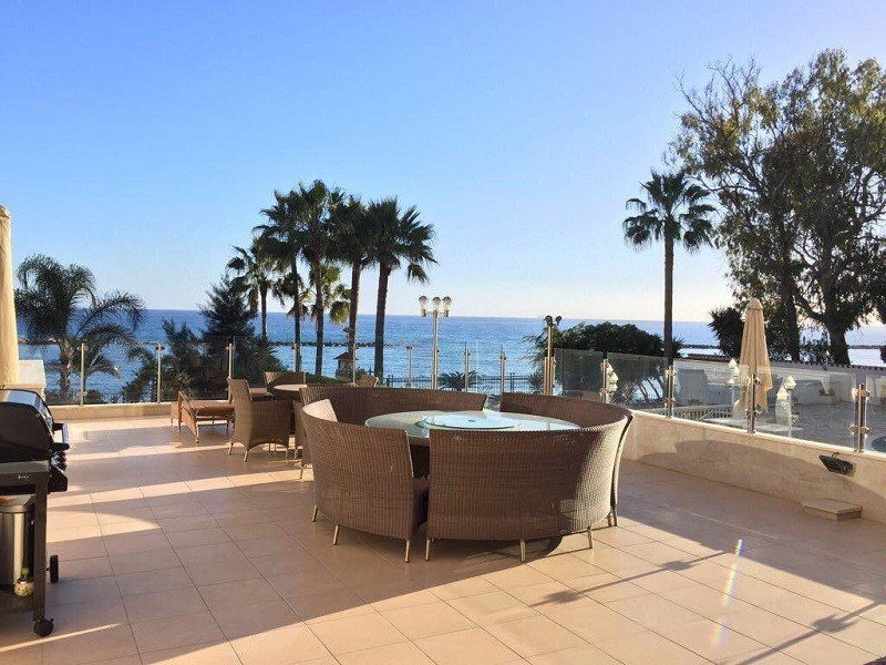 3 Bedrooms Apartment in Agios Tychonas, Limassol