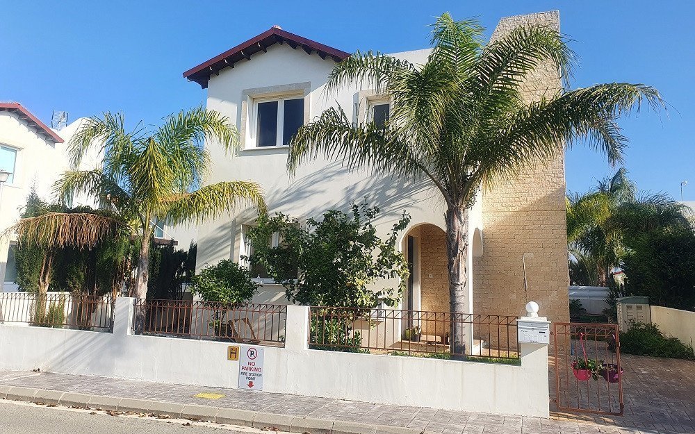 3 Bedrooms House / Villa in Protaras, Famagusta