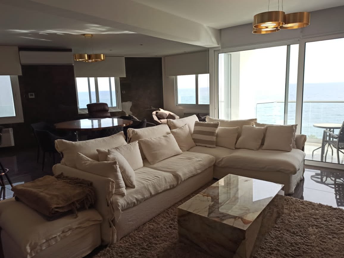 3 Bedrooms Apartment in Molos, Limassol