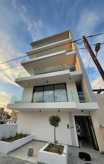 2 Bedrooms Apartment in Faneromeni, Larnaca