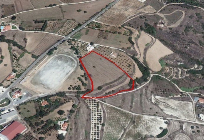 Land in Polemi, Paphos