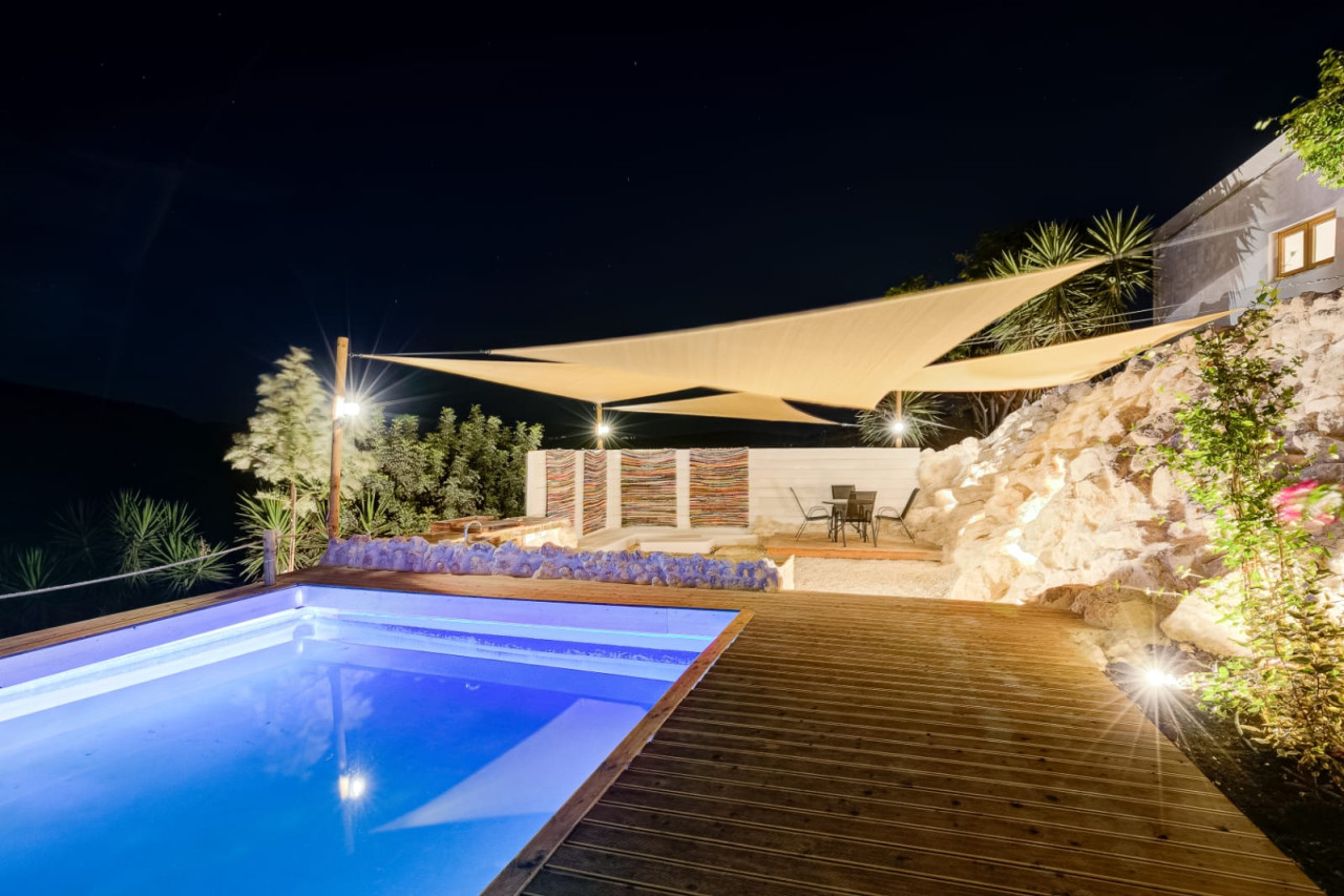 5 Bedrooms Investment in Anarita, Paphos