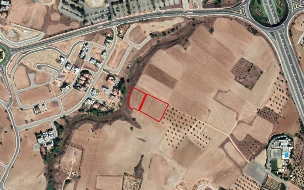 Land in Latsia, Nicosia