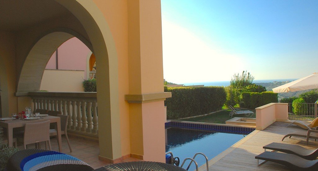 3 Bedrooms House / Villa in Aphrodite Hills, Paphos