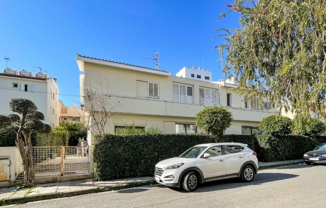 6 Bedrooms House / Villa in Strovolos, Nicosia