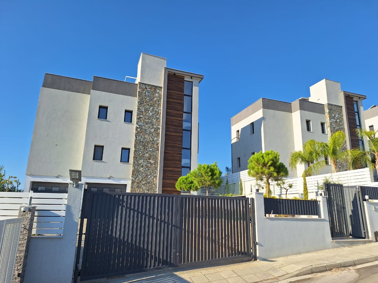 4 Bedrooms House / Villa in Pareklissia, Limassol