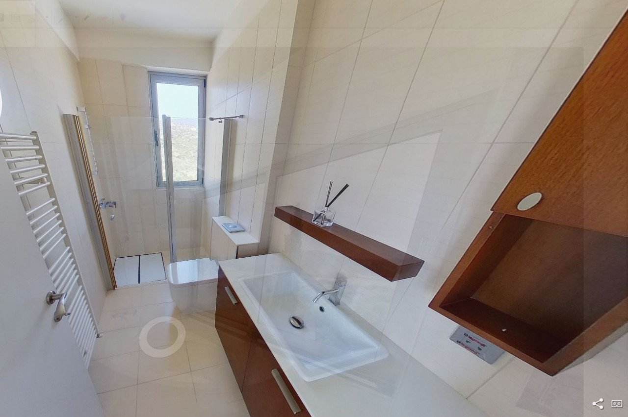 5 Bedrooms House / Villa in Tala, Paphos