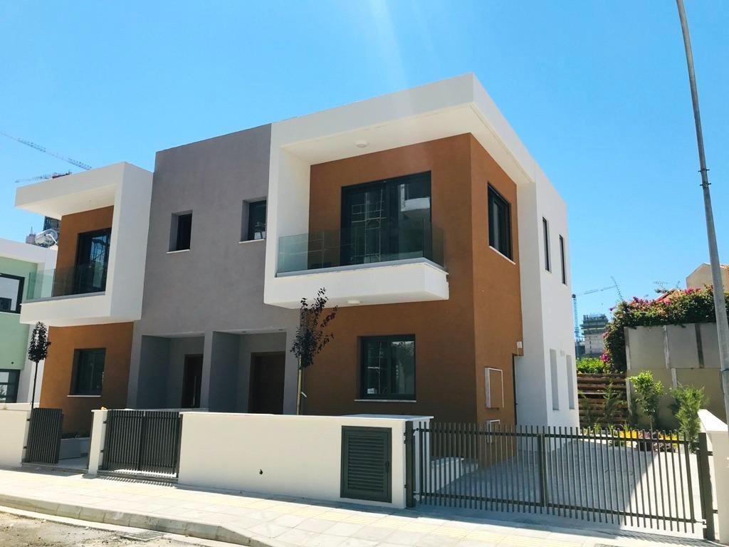 2 Bedrooms House / Villa in Mouttagiaka, Limassol