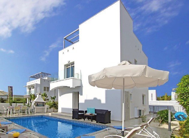 3 Bedrooms House / Villa in Ayia Napa, Famagusta