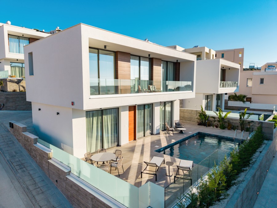 3 Bedrooms House / Villa in Chlorakas, Paphos