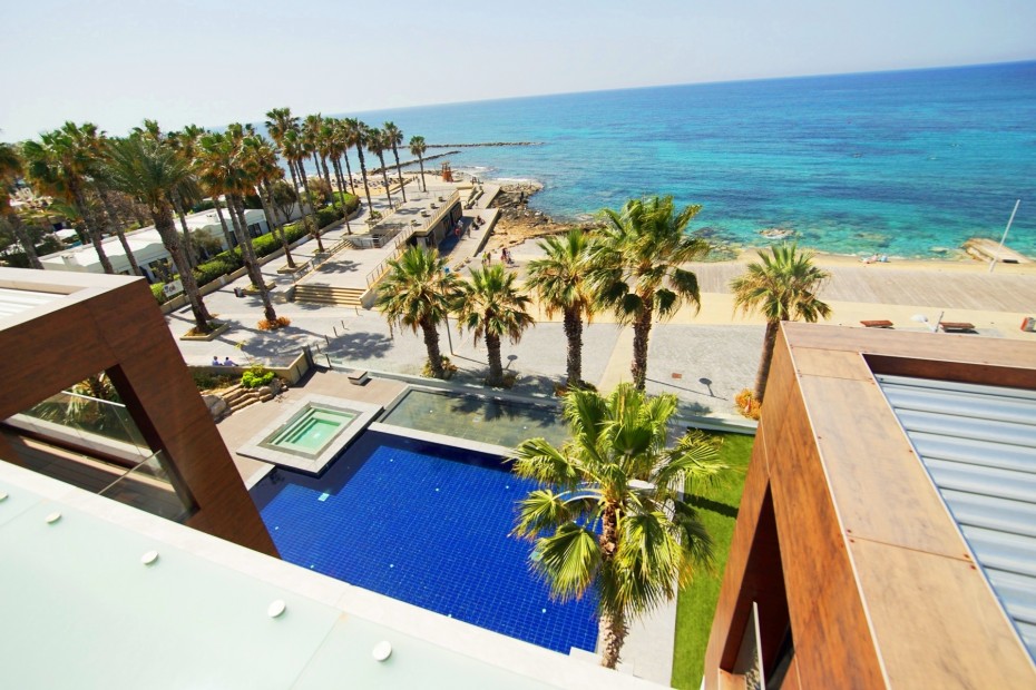 4 Bedrooms Penthouse in Kato Paphos, Paphos